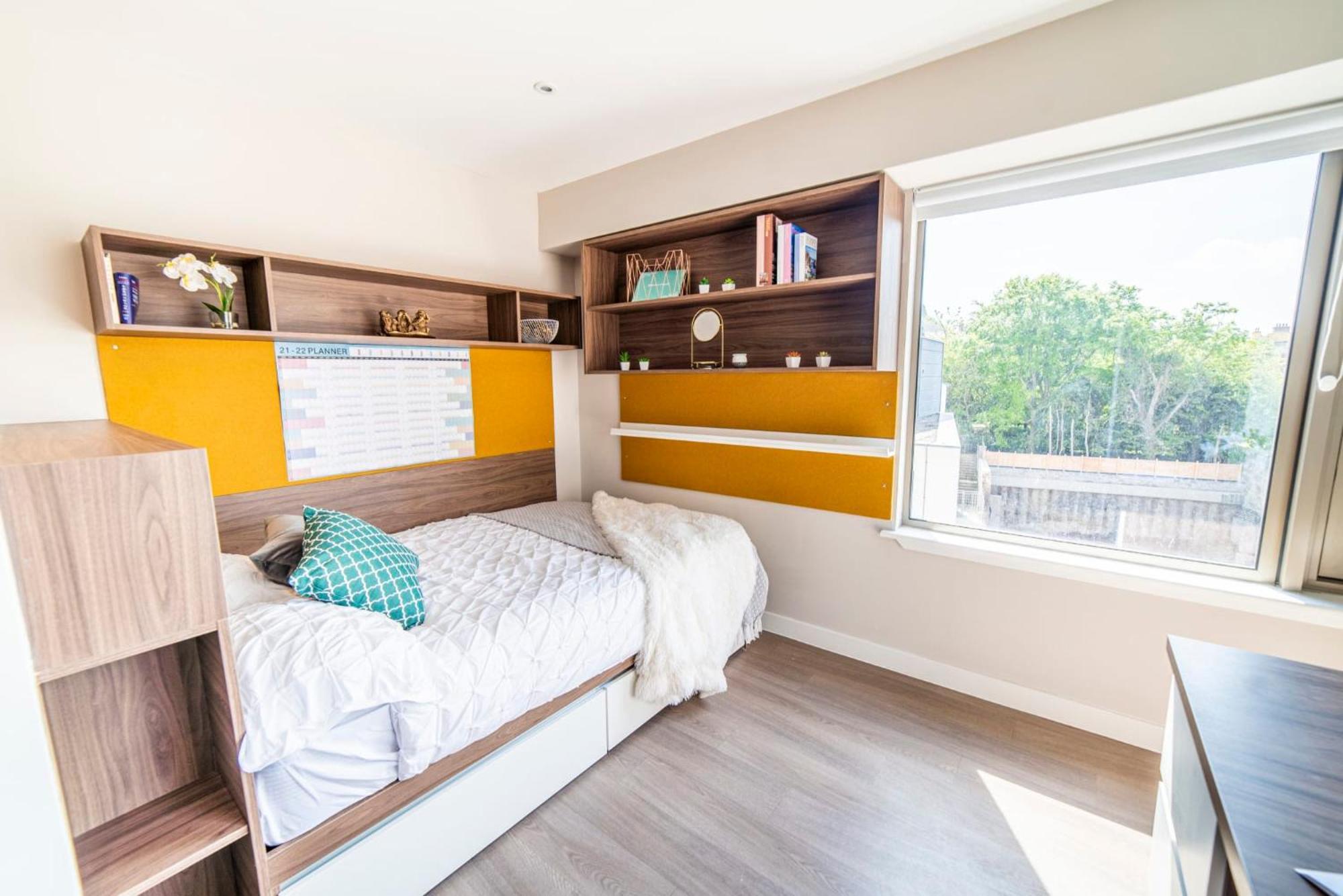 Apartment For Students Only Brewer's Court In *